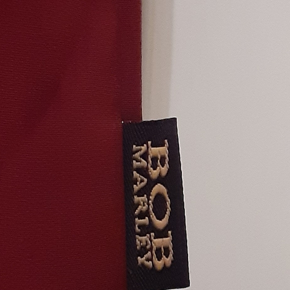 BOB MARLEY COLLECTION SHORT SLEEVED SHIRT NWOT - Picture 4 of 5